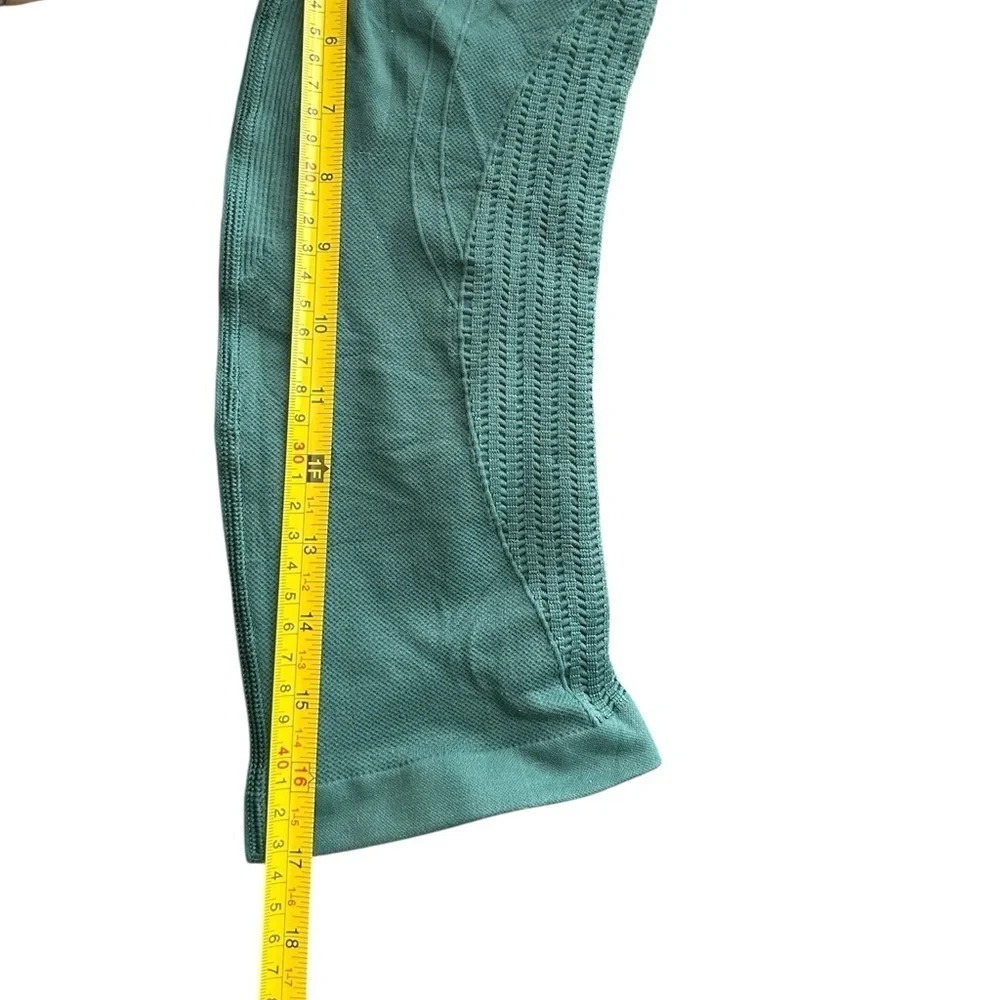 LULULEMON Forest Deep Dark Green Flow and Go Crop Leggings Sz 2 17” A223